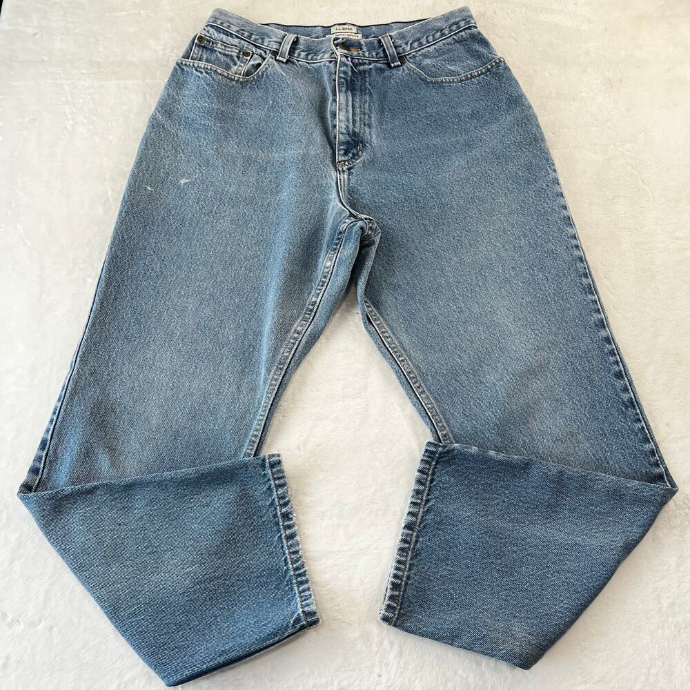 L.L. Bean Original relaxed Fit women’s size 14 Blue Jeans 30X28